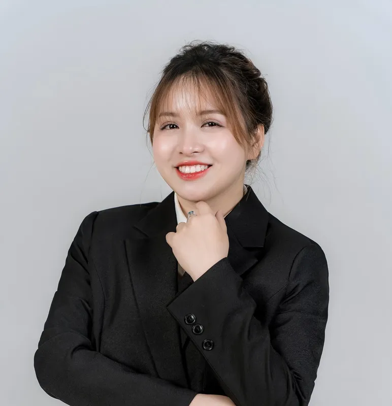 Mrs. Tạ Thị Trang